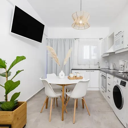 Alpha & Omega Apartment Karpathos Town  Exterior photo