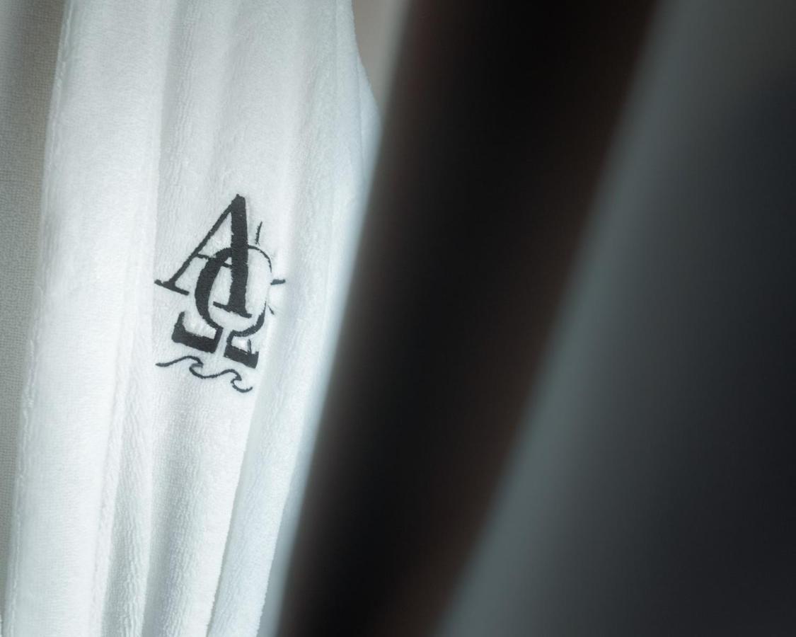 Alpha & Omega *